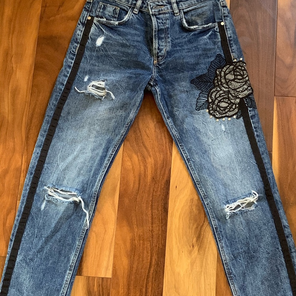 Zara Embroidered Jean